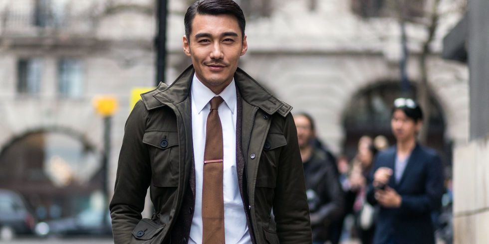 landscape-1483995818-london-street-style-lead